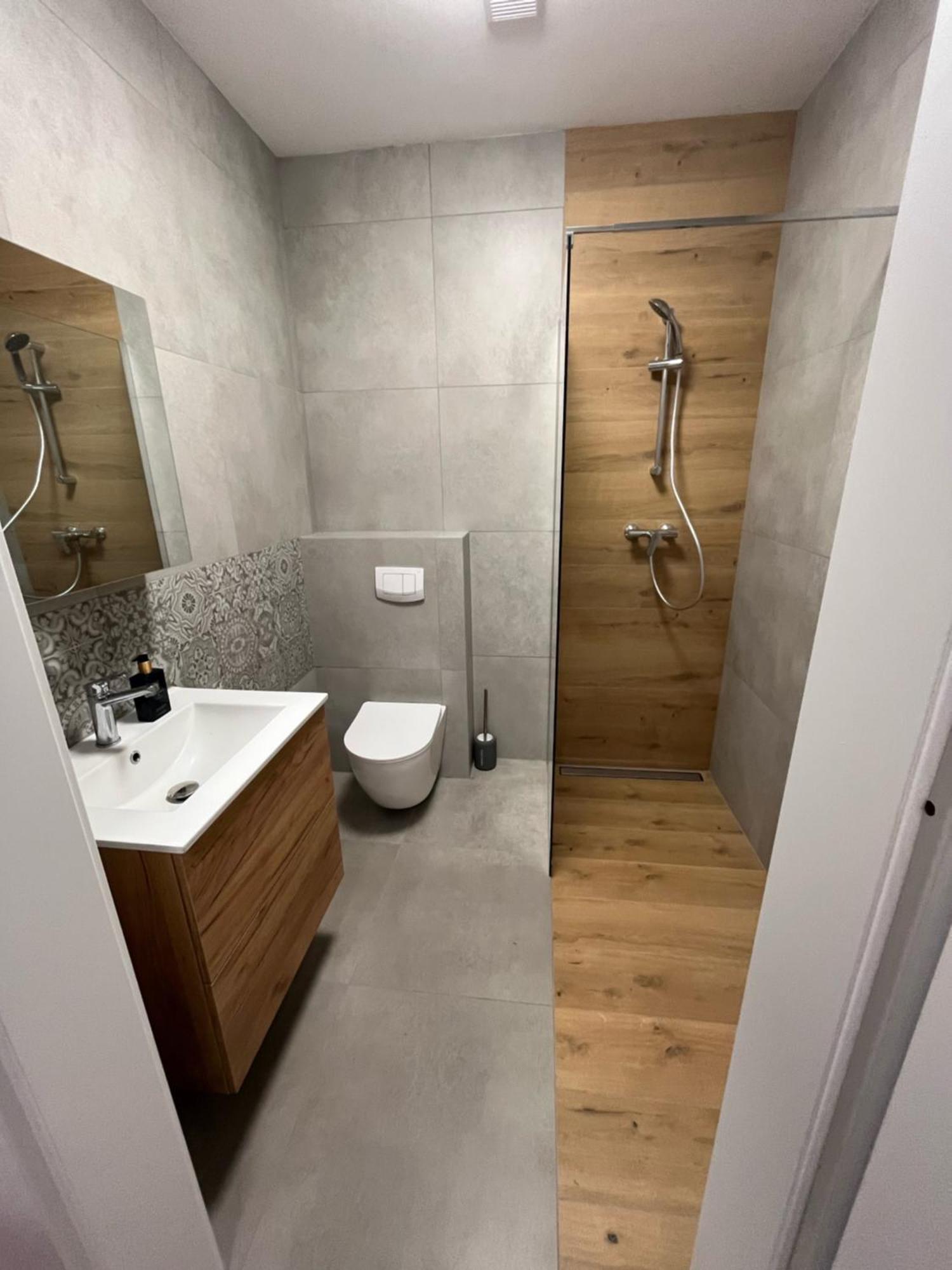 Anett Apartament Nr 4 Sulecin Bagian luar foto
