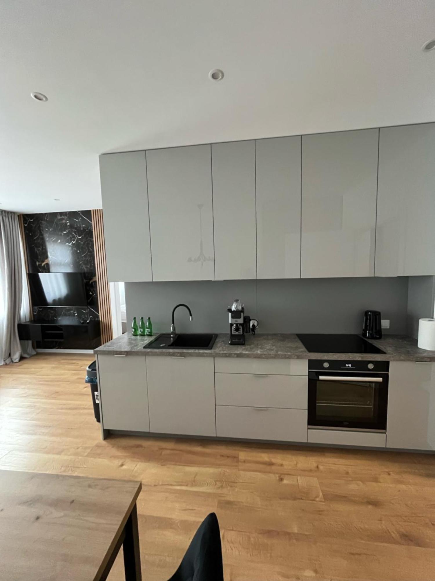 Anett Apartament Nr 4 Sulecin Bagian luar foto